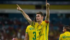 Mauro Boselli festeja su anotación contra Atlas