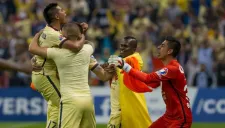 Jugadores del América festejan el triunfo en la Final de la Concachampions