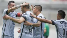 Americanistas festejan gol contra Monterrey
