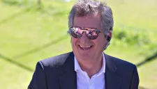 Jorge Vergara, en una práctica de Chivas