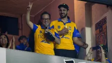 Rob Schneider en un partido de Tigres