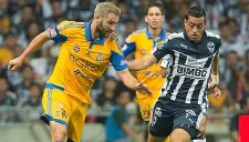 Gignac y Funes Mori disputan el esférico