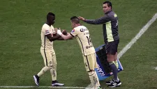 El momento del ingreso de Sambueza