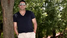 Turco Mohamed en sesión de fotos con RÉCORD