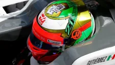 Así luce el nuevo casco de Guti