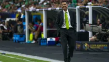 Juan Carlos Osorio se lamenta el juego contra Uruguay