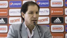 Jaime Ordiales da conferencia de prensa