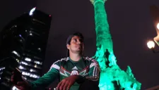 Aficionado, triste tras derrota del Tri