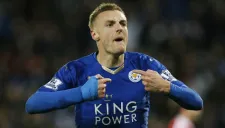 Jamie Vardy festeja un gol con el Leicester City