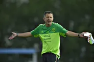 Osorio gesticula en entrenamiento