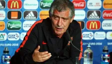 Santos, durante una conferencia de prensa