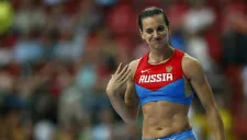 Yelena Isinbáyeva, doble campeona olímpica y plusmarquista mundial en salto con pértiga