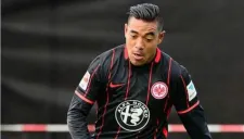Marco Fabián durante un encuentro con el Frankfurt