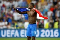 Pogba celebra triunfo con selección francesa