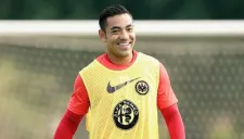 Marco Fabián, durante un entrenamineto con el Eintracht Frankfurt
