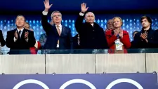 Presidente ruso y directivos en una reunión previo a JO