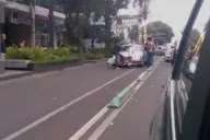 Automovilista arrolla bicicleta