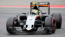 Checo Pérez disputa el GP de Alemania