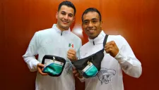 Lindolfo Delgado (Izq) y Elías Emigdio (Der) previo a JO