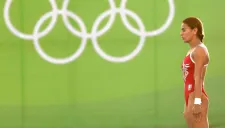 Paola Espinosa, durante uno de sus saltos