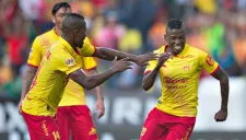 Jefferson Cuero festeja uno de sus goles contra Jaguares en la J6 del A2016