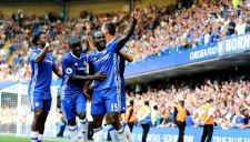Jugadores del Chelsea festejan un gol frente al Burnley