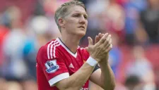 Schweinsteiger aplaude a la tribuna