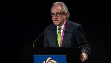 Decio de María en conferencia de prensa