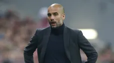 Pep Guardiola durante un partido