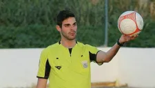 Jesús Tomillero, árbitro gay que ha sido blanco de insultos