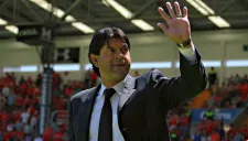 José Cardozo saluda a la afición