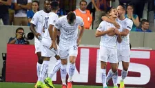 Los jugadores del Leicester festejan gol contra Brujas