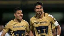 Eduardo Herrera festaja gol contra Honduras Progreso