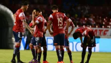 Jugadores de Tiburones se lamentan en juego de Liga MX