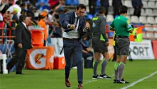 Diego Alonso director técnico de Pachuca festeja el gol Tuzo