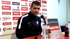 Iván 'Pichu' Cuéllar durante una conferencia de prensa del Sporting de Gijón