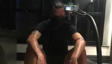 Zlatan porta la máscara tras finalizar un entrenamiento