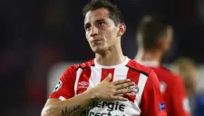 Andrés Guardado agradece el apoyo a la afición del PSV