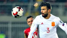 Gerard Piqué durante el partido contra Albania