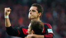 Javier Hernández celebra un gol con el Leverkusen