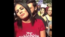 #LadyBoletos en medio de los abucheos de la gente