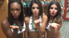 Las porristas de los Dolphins durante su 'Mannequin Challenge'