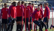 Los jugadores estadounidenses se preparan para enfrentar a México