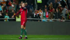 Cristiano Ronaldo celebra uno de sus goles frente a Letonia