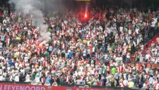 Aficionados del Feyenoord durante un partido