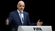 Gianni Infantino durante una conferencia