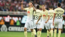 Oribe celebrando anotación frente a Chivas