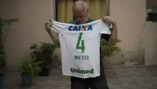 Padre de Neto presume la playea de su hijo