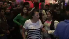 Mujer fue golpeada en la nariz tras empujar a un joven