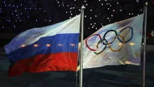 Banderas de Rusia y de los Juegos Olímpicos